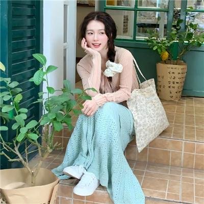 斯文医生脸红红追着老婆哄